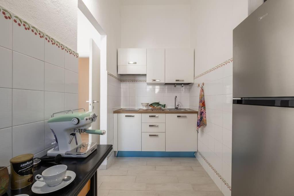 Casa Ofride -Centro-Poetto 10 Min-Wi-Fi-Netflix Apartamento Cagliari Exterior foto